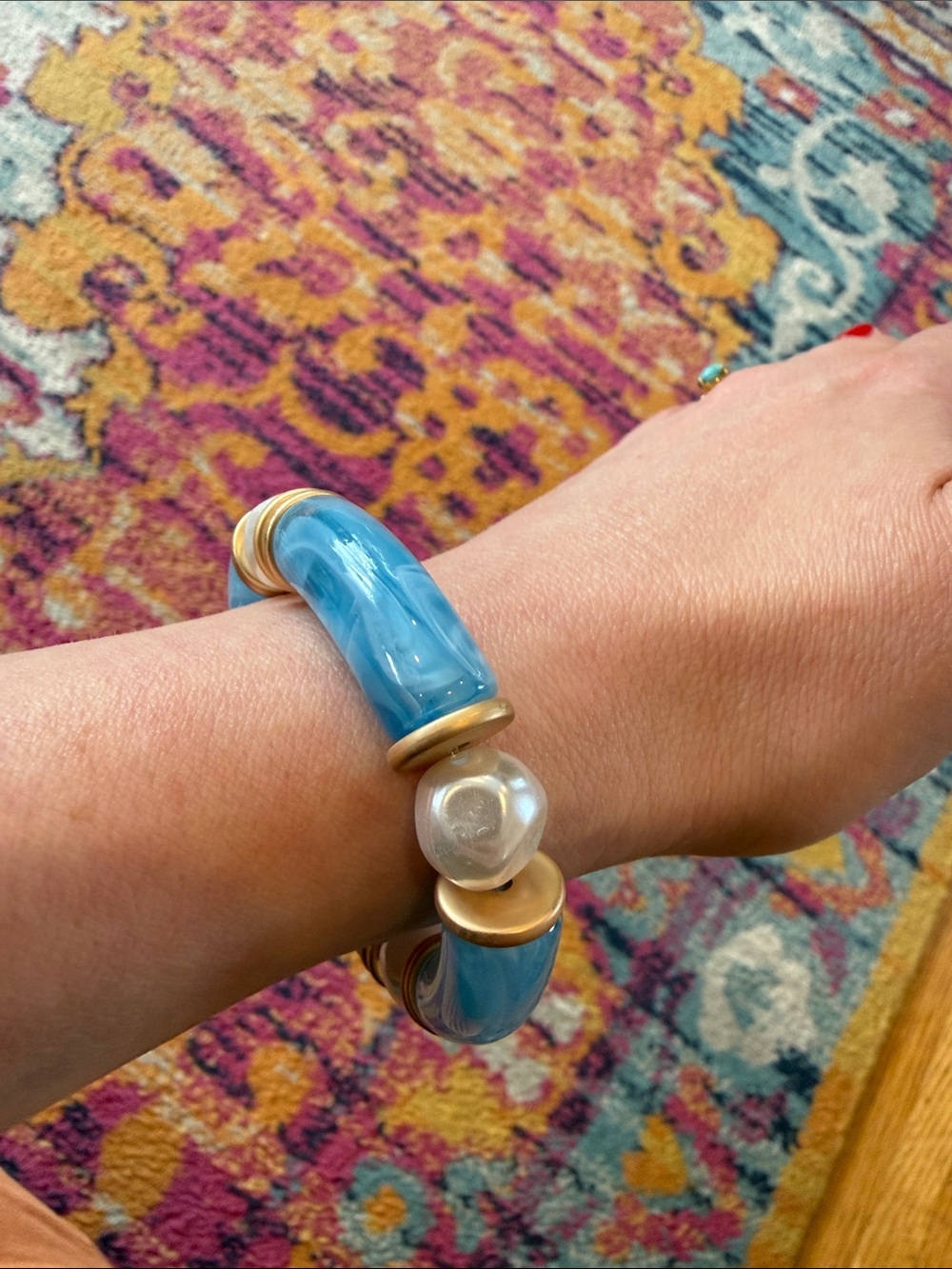 Plunder Blue Marble Tube & Pearl Stretch Bracelet - Picture 3 of 4